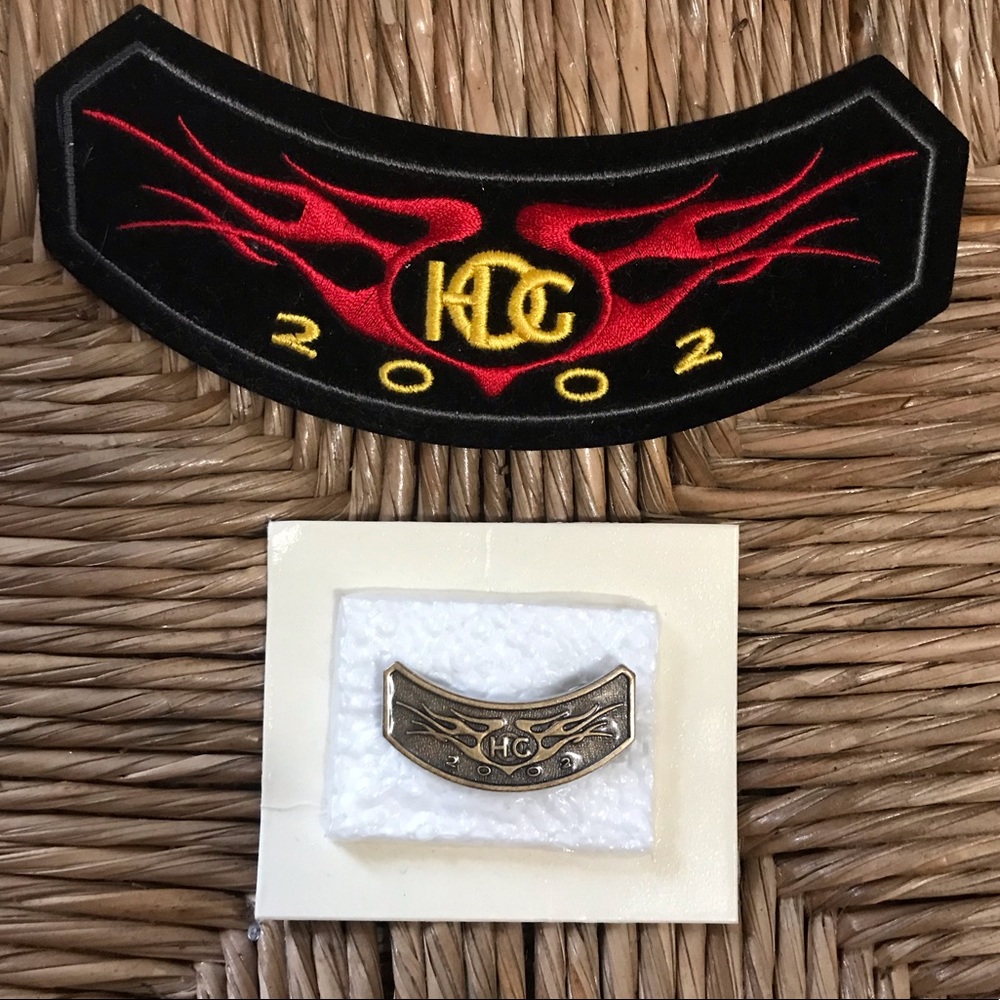 Harley-Davidson HOG 2002 Rocker Patch &Pin Set